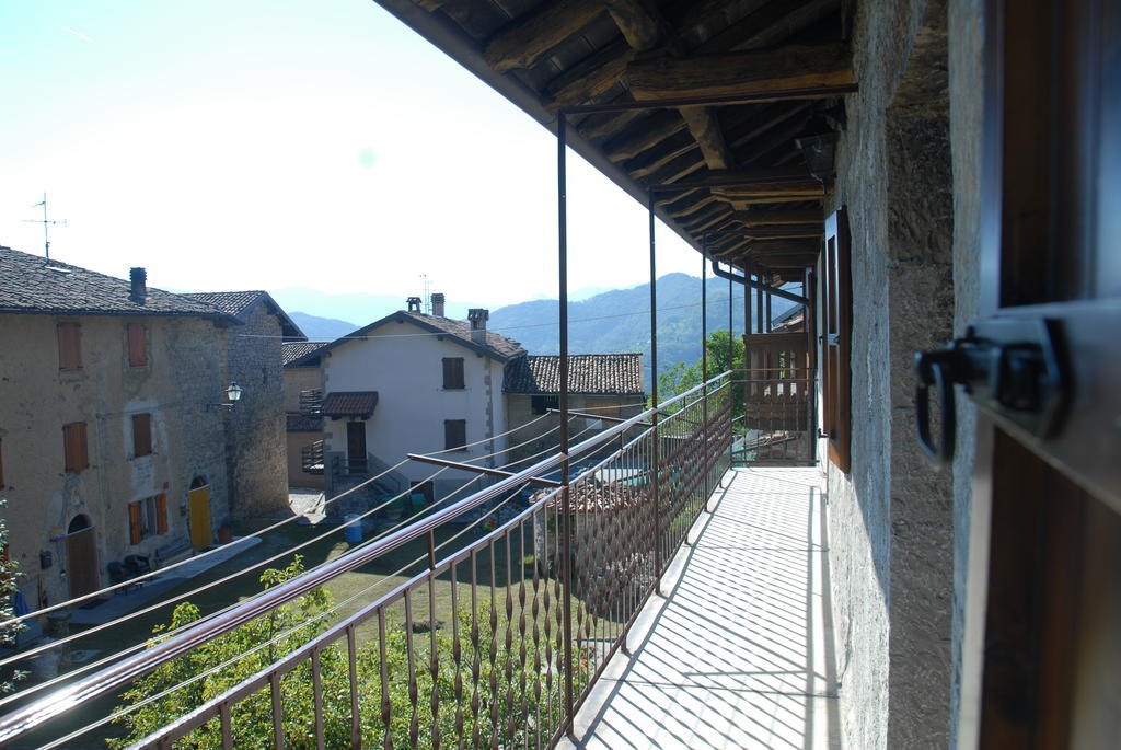 Bed & Breakfast Castello Regina Brembilla Oda fotoğraf